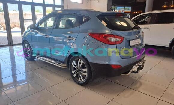 Buy Used Hyundai ix35 Blue Car in Kinshasa in Kinshasa Buy Used Hyundai ix35 Blue Car in Kinshasa in Kinshasa