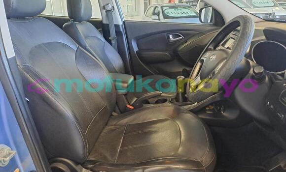 Buy Used Hyundai ix35 Blue Car in Kinshasa in Kinshasa Buy Used Hyundai ix35 Blue Car in Kinshasa in Kinshasa