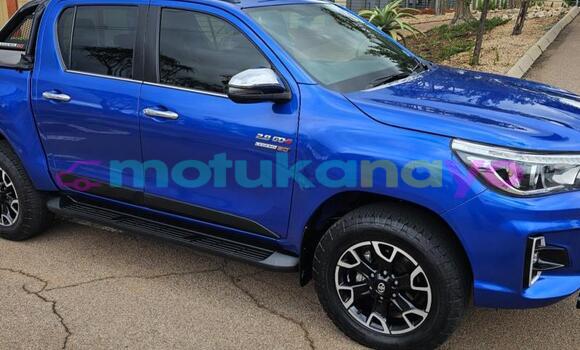 Buy Used Toyota Hilux Blue Car in Kinshasa in Kinshasa Buy Used Toyota Hilux Blue Car in Kinshasa in Kinshasa