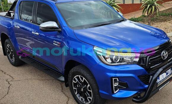 Buy Used Toyota Hilux Blue Car in Kinshasa in Kinshasa Buy Used Toyota Hilux Blue Car in Kinshasa in Kinshasa