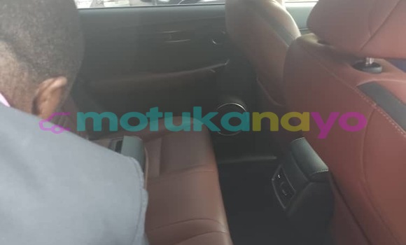 Acheter Occasion Voiture Lexus NX Rouge à Kinshasa, Kinshasa Acheter Occasion Voiture Lexus NX Rouge à Kinshasa, Kinshasa