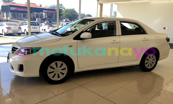 Buy Used Toyota Corolla White Car in Kinshasa in Kinshasa Buy Used Toyota Corolla White Car in Kinshasa in Kinshasa