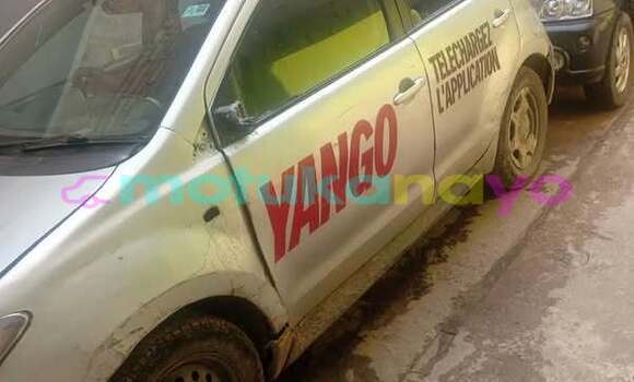 Acheter Occasion Voiture Toyota Ist Autre à Kinshasa, Kinshasa Acheter Occasion Voiture Toyota Ist Autre à Kinshasa, Kinshasa