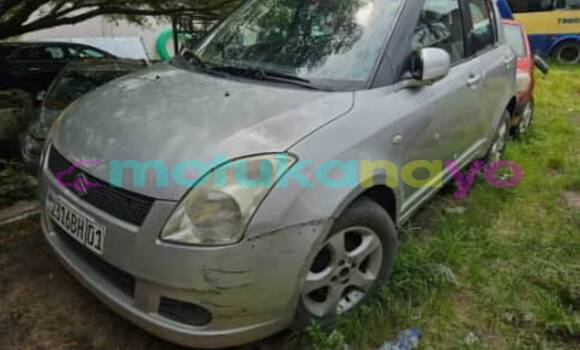 Buy Used Suzuki Swift Other Car in Kinshasa in Kinshasa Buy Used Suzuki Swift Other Car in Kinshasa in Kinshasa