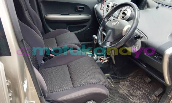 Buy Used Toyota Vitz Other Car in Kinshasa in Kinshasa Buy Used Toyota Vitz Other Car in Kinshasa in Kinshasa