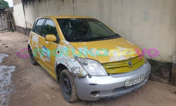Buy Used Toyota Vitz Other Car in Kinshasa in Kinshasa Buy Used Toyota Vitz Other Car in Kinshasa in Kinshasa