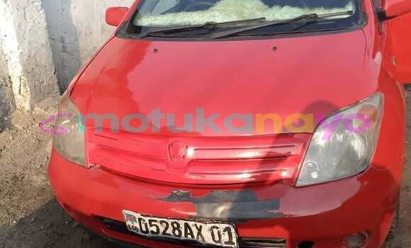 Acheter Occasion Voiture Toyota Vitz Rouge à Kinshasa, Kinshasa Acheter Occasion Voiture Toyota Vitz Rouge à Kinshasa, Kinshasa