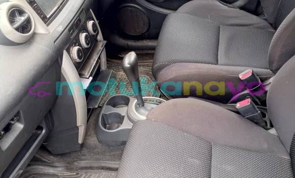 Buy Used Toyota Vitz Red Car in Kinshasa in Kinshasa Buy Used Toyota Vitz Red Car in Kinshasa in Kinshasa