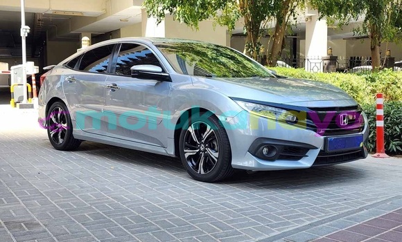 Buy Used Honda Civic White Car in Kinshasa in Kinshasa Buy Used Honda Civic White Car in Kinshasa in Kinshasa