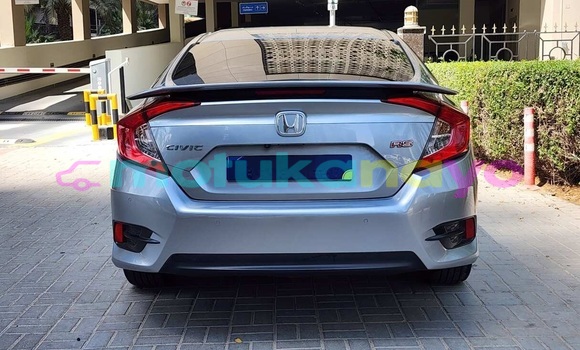Buy Used Honda Civic White Car in Kinshasa in Kinshasa Buy Used Honda Civic White Car in Kinshasa in Kinshasa