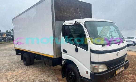 Buy Used Toyota Dyna White Truck in Kinshasa in Kinshasa Buy Used Toyota Dyna White Truck in Kinshasa in Kinshasa