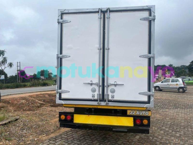 Big with watermark toyota dyna kinshasa kinshasa 8647