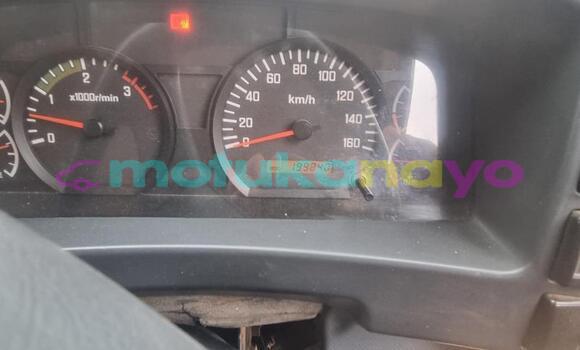 Buy Used Isuzu FTR 850 White Truck in Kinshasa in Kinshasa Buy Used Isuzu FTR 850 White Truck in Kinshasa in Kinshasa