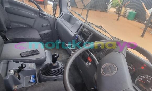 Buy Used Isuzu FTR 850 White Truck in Kinshasa in Kinshasa Buy Used Isuzu FTR 850 White Truck in Kinshasa in Kinshasa