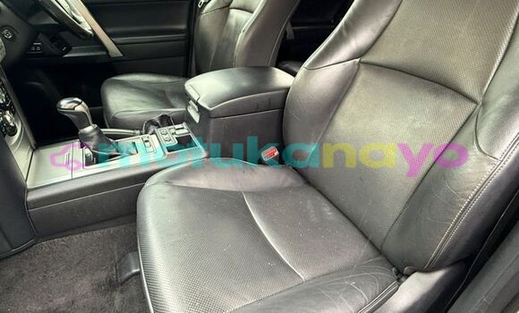 Buy Used Toyota Land Cruiser Prado White Car in Kinshasa in Kinshasa Buy Used Toyota Land Cruiser Prado White Car in Kinshasa in Kinshasa