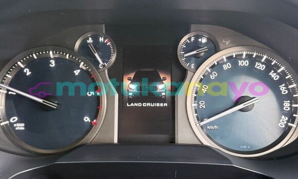 Buy Used Toyota Land Cruiser Prado White Car in Kinshasa in Kinshasa Buy Used Toyota Land Cruiser Prado White Car in Kinshasa in Kinshasa