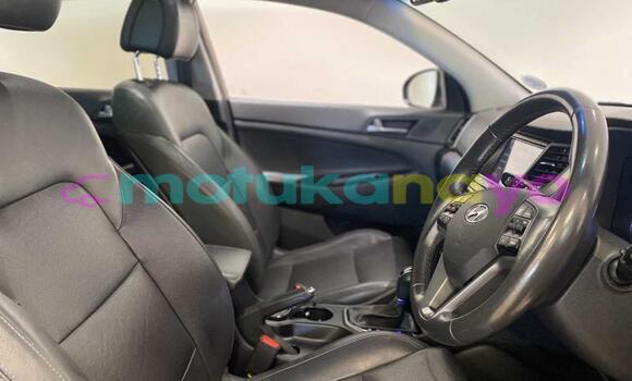 Buy Used Hyundai Tucson Brown Car in Kinshasa in Kinshasa Buy Used Hyundai Tucson Brown Car in Kinshasa in Kinshasa