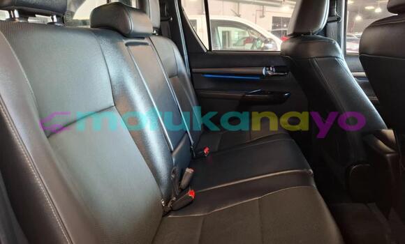 Buy Used Toyota Hilux White Car in Kinshasa in Kinshasa Buy Used Toyota Hilux White Car in Kinshasa in Kinshasa