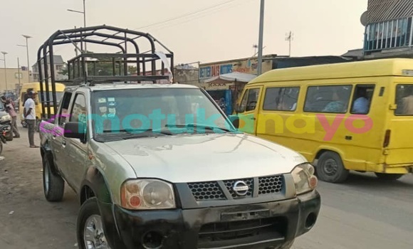 Buy Used Nissan Hardbody Silver Car in Kinshasa in Kinshasa