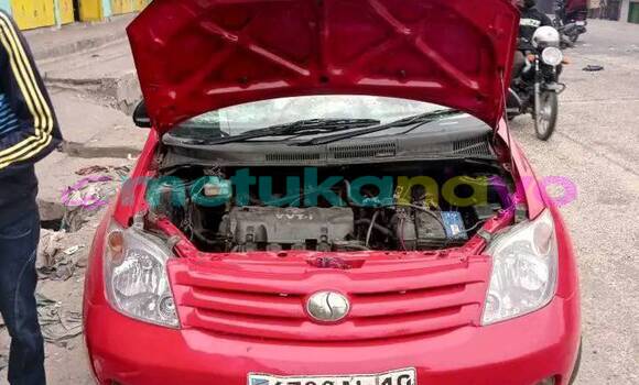 Acheter Occasion Voiture Toyota Ist Rouge à Kinshasa, Kinshasa Acheter Occasion Voiture Toyota Ist Rouge à Kinshasa, Kinshasa