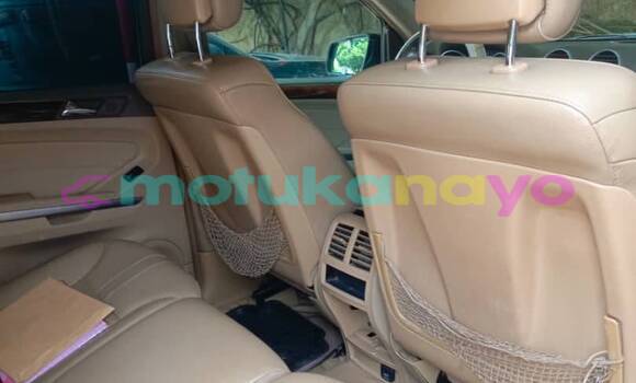 Buy Used Mercedes‒Benz 230 Black Car in Kinshasa in Kinshasa Buy Used Mercedes‒Benz 230 Black Car in Kinshasa in Kinshasa