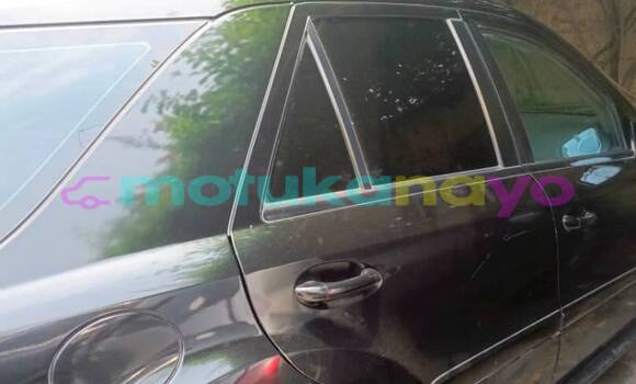 Buy Used Mercedes‒Benz 230 Black Car in Kinshasa in Kinshasa Buy Used Mercedes‒Benz 230 Black Car in Kinshasa in Kinshasa