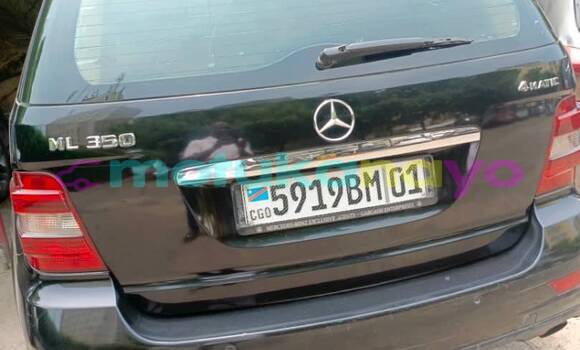 Buy Used Mercedes‒Benz 230 Black Car in Kinshasa in Kinshasa Buy Used Mercedes‒Benz 230 Black Car in Kinshasa in Kinshasa