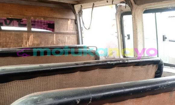 Acheter Occasion Voiture Toyota Sprinter Autre à Kinshasa, Kinshasa Acheter Occasion Voiture Toyota Sprinter Autre à Kinshasa, Kinshasa