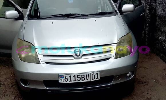 Acheter Occasion Voiture Toyota Ist Gris à Kinshasa, Kinshasa Acheter Occasion Voiture Toyota Ist Gris à Kinshasa, Kinshasa