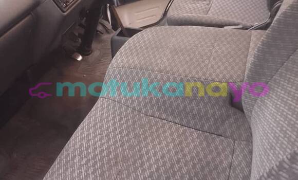 Acheter Occasion Voiture Toyota Hiace Blanc à Kinshasa, Kinshasa Acheter Occasion Voiture Toyota Hiace Blanc à Kinshasa, Kinshasa