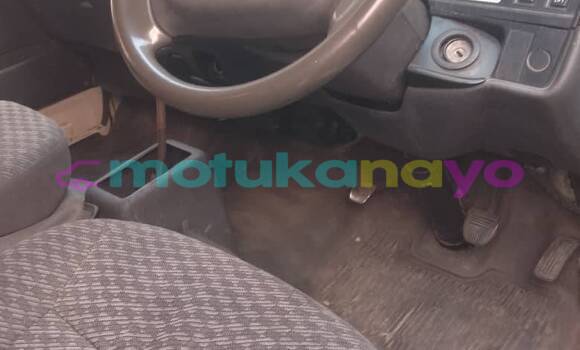 Acheter Occasion Voiture Toyota Hiace Blanc à Kinshasa, Kinshasa Acheter Occasion Voiture Toyota Hiace Blanc à Kinshasa, Kinshasa