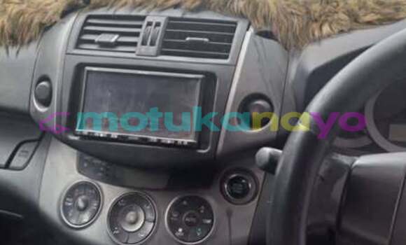 Acheter Occasion Voiture Toyota RAV4 Noir à Kinshasa, Kinshasa Acheter Occasion Voiture Toyota RAV4 Noir à Kinshasa, Kinshasa