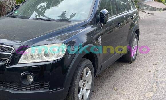 Acheter Occasion Voiture Chevrolet Captiva Noir à Kinshasa, Kinshasa Acheter Occasion Voiture Chevrolet Captiva Noir à Kinshasa, Kinshasa