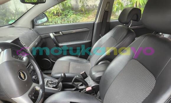 Acheter Occasion Voiture Chevrolet Captiva Noir à Kinshasa, Kinshasa Acheter Occasion Voiture Chevrolet Captiva Noir à Kinshasa, Kinshasa