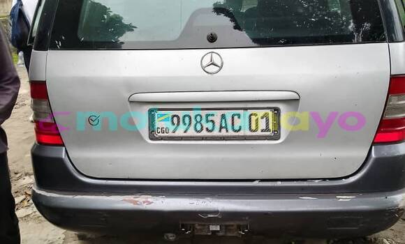 Buy Used Mercedes‒Benz ML–Class Silver Car in Kinshasa in Kinshasa Buy Used Mercedes‒Benz ML–Class Silver Car in Kinshasa in Kinshasa