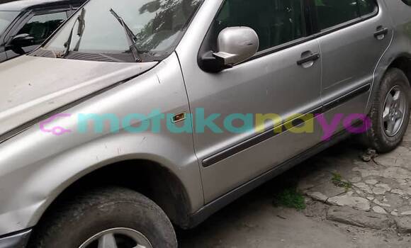 Buy Used Mercedes‒Benz ML–Class Silver Car in Kinshasa in Kinshasa Buy Used Mercedes‒Benz ML–Class Silver Car in Kinshasa in Kinshasa