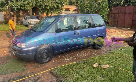 Acheter Occasion Voiture Citroen C3 Bleu à Kinshasa, Kinshasa Acheter Occasion Voiture Citroen C3 Bleu à Kinshasa, Kinshasa
