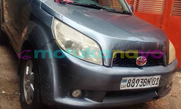 Acheter Occasion Voiture Toyota Rush Gris à Kinshasa, Kinshasa Acheter Occasion Voiture Toyota Rush Gris à Kinshasa, Kinshasa