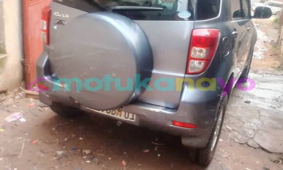 Acheter Occasion Voiture Toyota Rush Gris à Kinshasa, Kinshasa Acheter Occasion Voiture Toyota Rush Gris à Kinshasa, Kinshasa