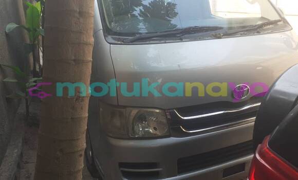 Acheter Occasion Voiture Toyota Hiace Gris à Kinshasa, Kinshasa Acheter Occasion Voiture Toyota Hiace Gris à Kinshasa, Kinshasa