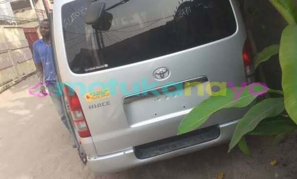 Acheter Occasion Voiture Toyota Hiace Gris à Kinshasa, Kinshasa Acheter Occasion Voiture Toyota Hiace Gris à Kinshasa, Kinshasa