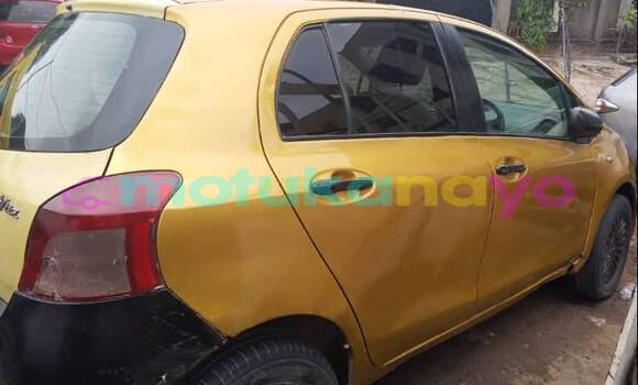 Acheter Occasion Voiture Toyota Vitz Autre à Kinshasa, Kinshasa Acheter Occasion Voiture Toyota Vitz Autre à Kinshasa, Kinshasa