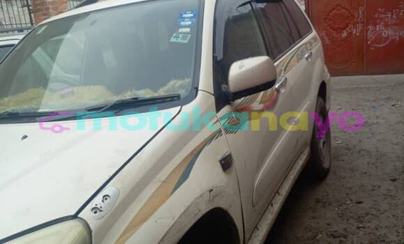 Acheter Occasion Voiture Toyota RAV4 Blanc à Kinshasa, Kinshasa Acheter Occasion Voiture Toyota RAV4 Blanc à Kinshasa, Kinshasa