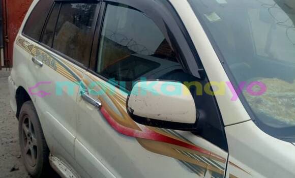 Acheter Occasion Voiture Toyota RAV4 Blanc à Kinshasa, Kinshasa Acheter Occasion Voiture Toyota RAV4 Blanc à Kinshasa, Kinshasa