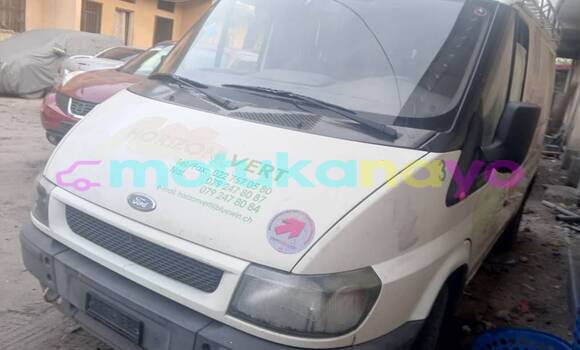 Acheter Occasion Voiture Ford Explorer Sport Trac Blanc à Kinshasa, Kinshasa Acheter Occasion Voiture Ford Explorer Sport Trac Blanc à Kinshasa, Kinshasa