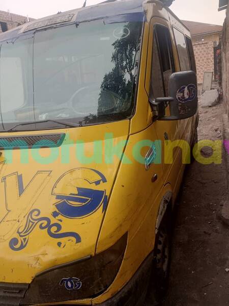 Big with watermark toyota sprinter kinshasa kinshasa 8720