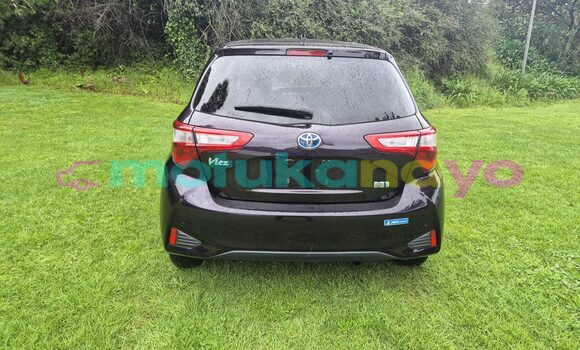 Acheter Occasion Voiture Toyota Vitz Noir à Kinshasa, Kinshasa Acheter Occasion Voiture Toyota Vitz Noir à Kinshasa, Kinshasa