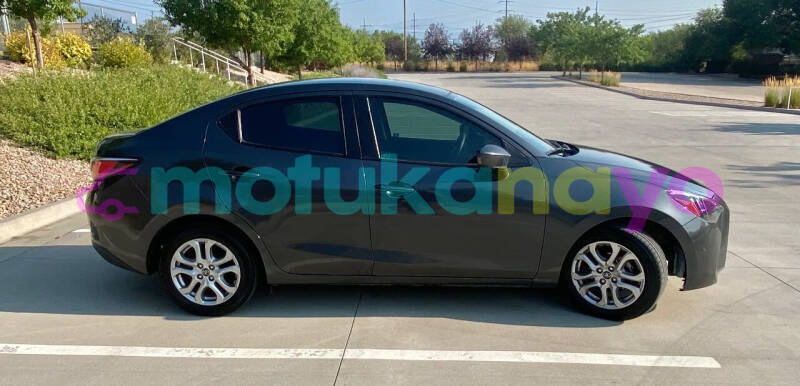 Big with watermark toyota yaris kinshasa kinshasa 8930