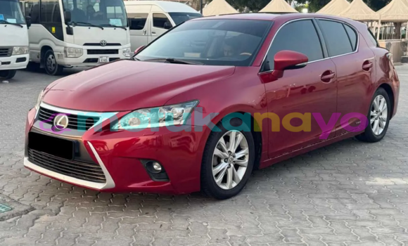 Acheter Occasion Voiture Lexus CT Rouge à Kinshasa, Kinshasa