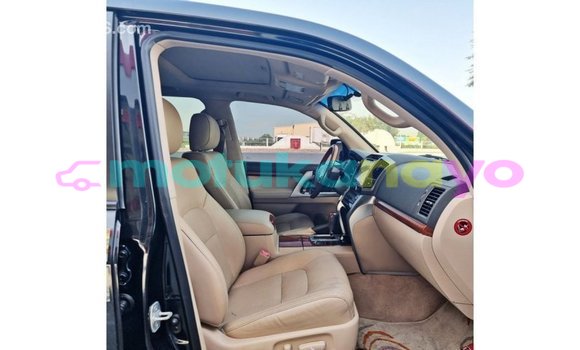 Buy Import Toyota Land Cruiser Black Car in Import - Dubai in Bandundu Buy Import Toyota Land Cruiser Black Car in Import - Dubai in Bandundu